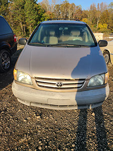 #29 Toyota Sienna